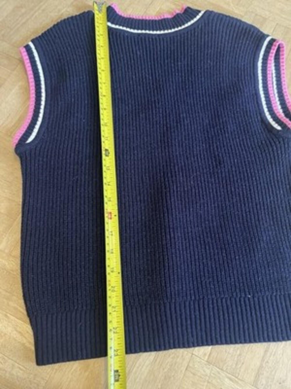 Talbots Petites SP Navy Cable-Knit V-Neck Sleeveless Sweater Vest Pink Trim - Picture 6 of 7